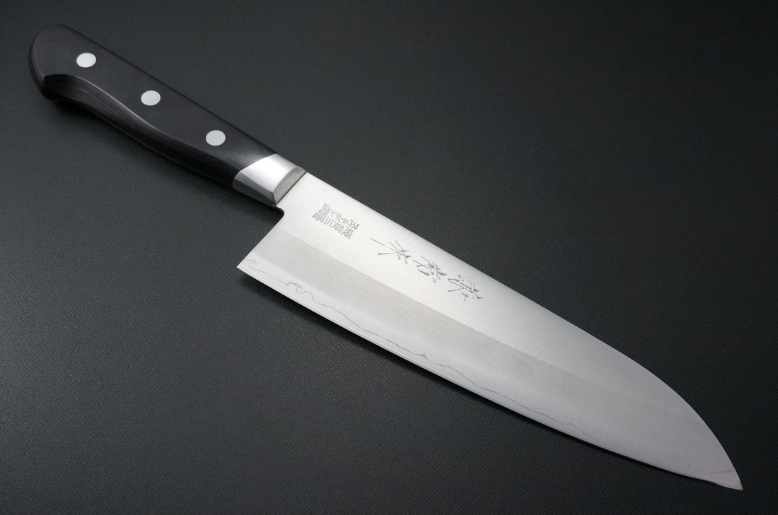 VG10 Steel Knives