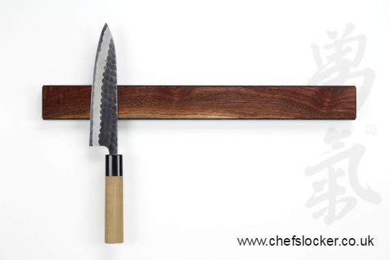 Magnetic wooden knife rack