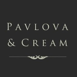 pavlova and cream